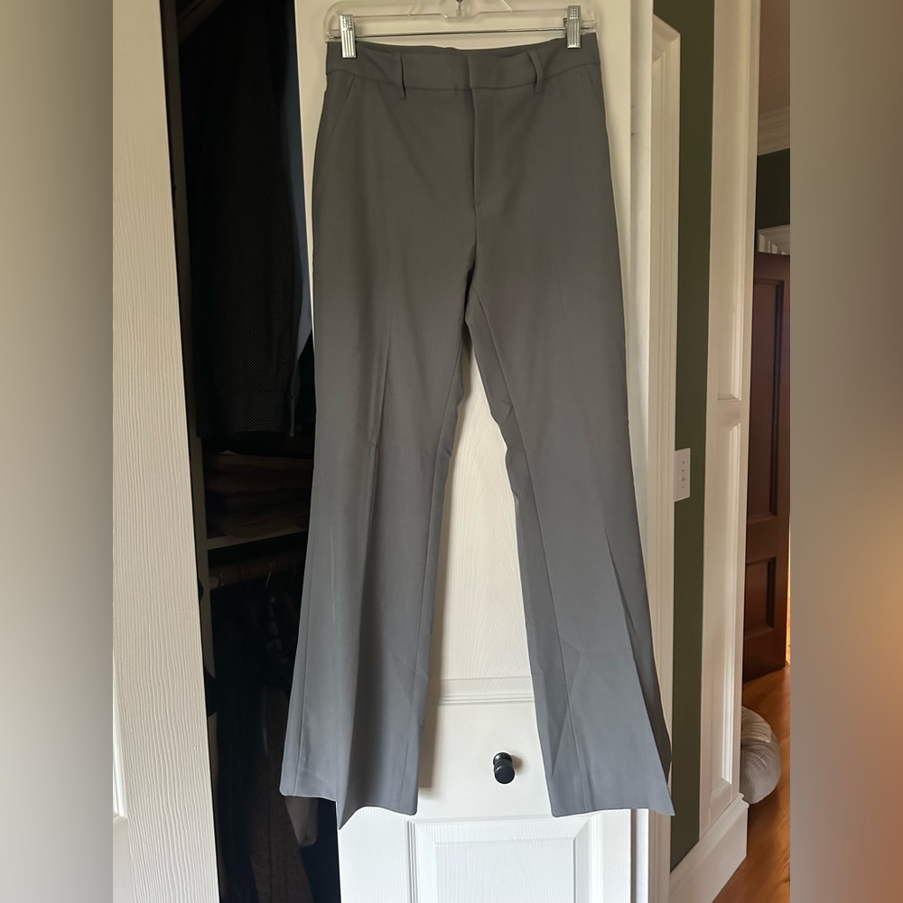 NWT Banana Republic Gray Slacks- 6P